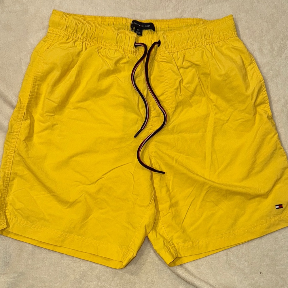 Tommy Hilfiger Men's Bright Yellow Swim Trunks with Lining. Size SM EUC